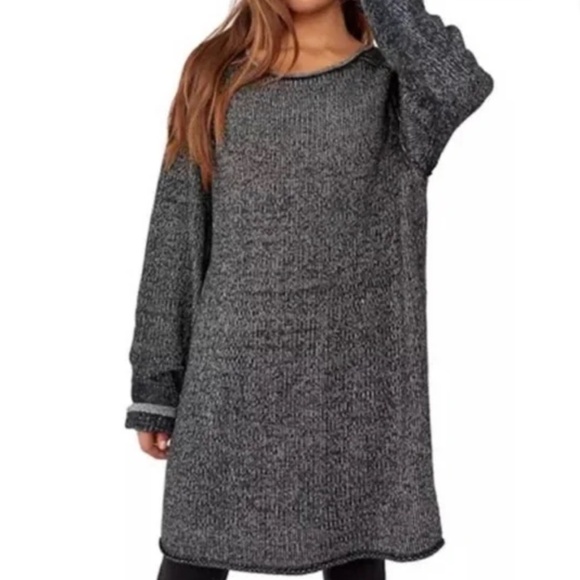 Free People Lenox Tunic Sweater in Onyx Combo sz small NWT